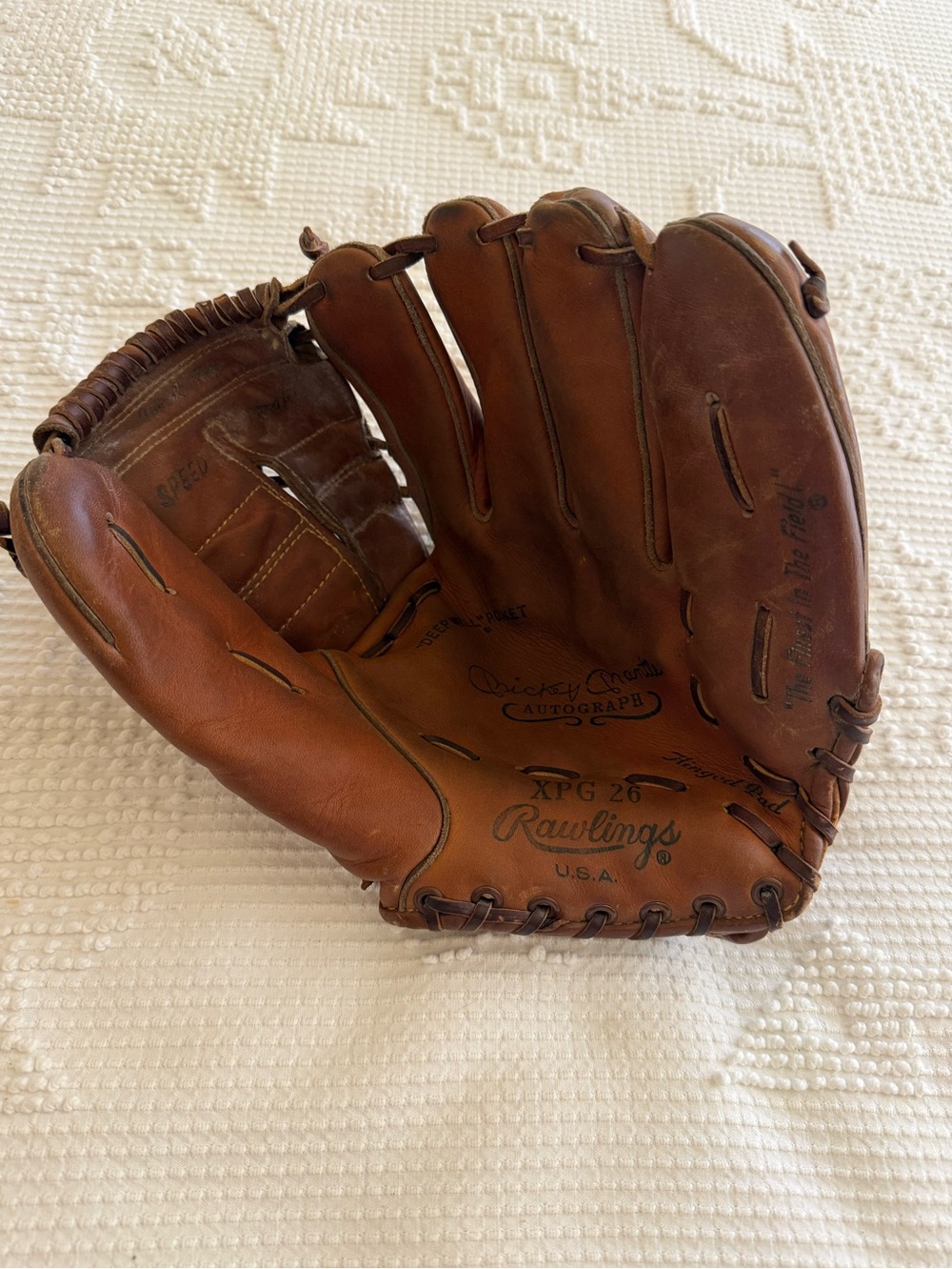 Rawlings Brown Leather Baseball Glove